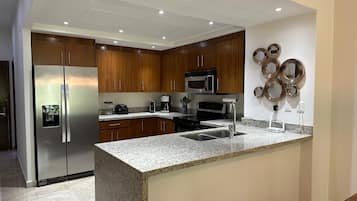 Microwave, oven, dishwasher