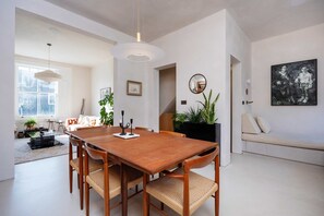 Apartamento | 2 dormitorios y Internet