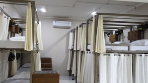 Shared Dormitory | WiFi (free) - Royal Stay Inn (Moradabad)