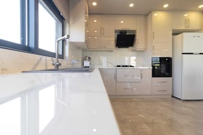 Fridge, microwave, oven, dishwasher