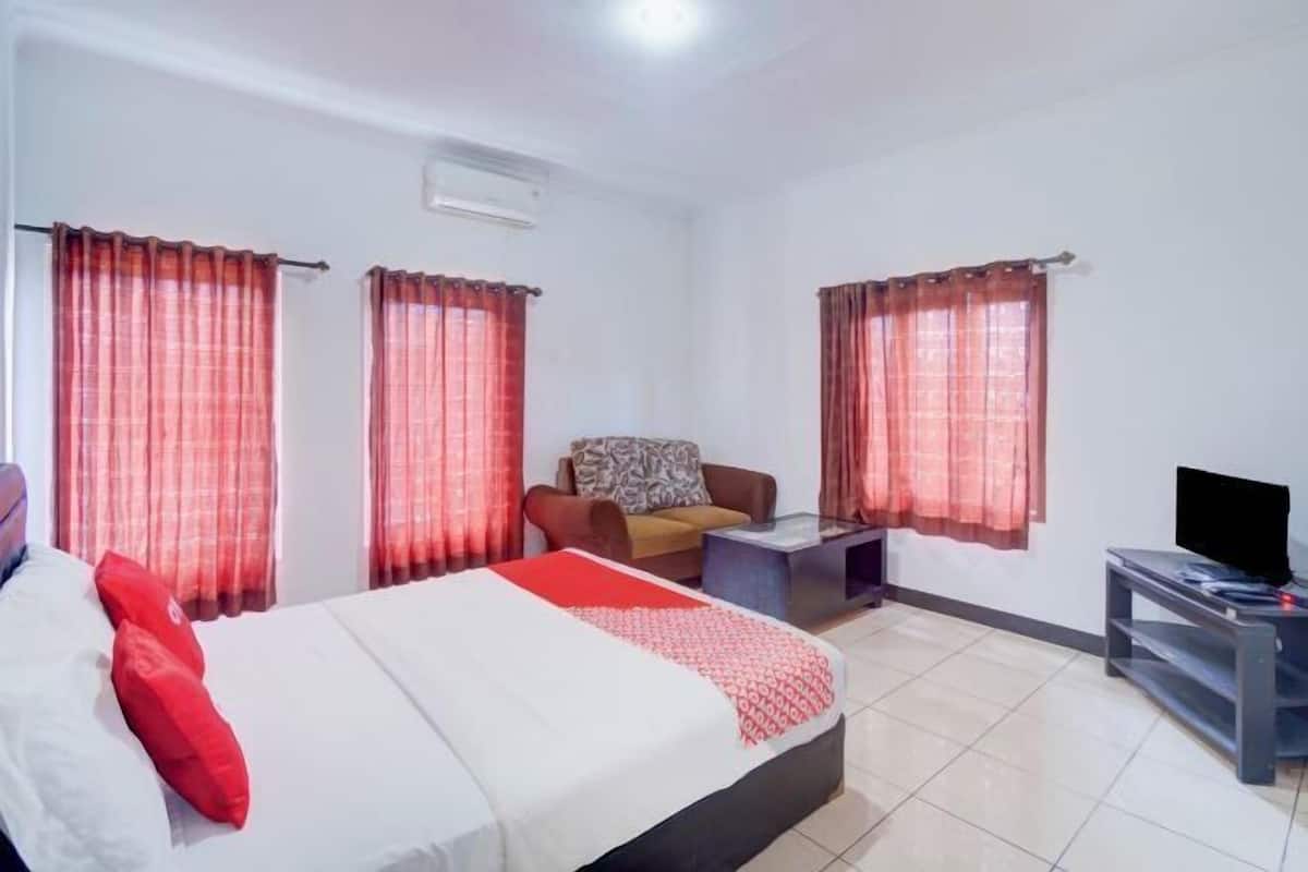 Premium bedding, free WiFi, bed sheets