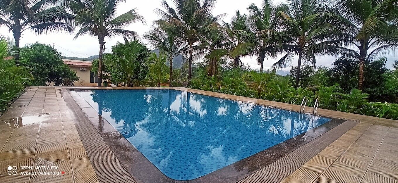 2 piscinas al aire libre