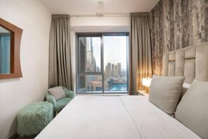 2 bedrooms, soundproofing, iron/ironing board, free WiFi - Bellavista-Dazzling 2BR-Burj & Fountain (Dubai)