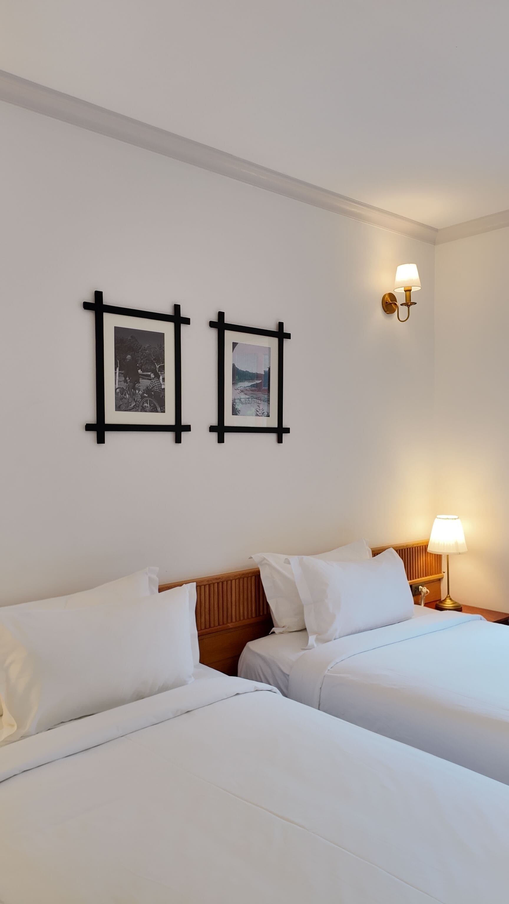 Standard Twin Room | Minibar, desk, free WiFi, bed sheets