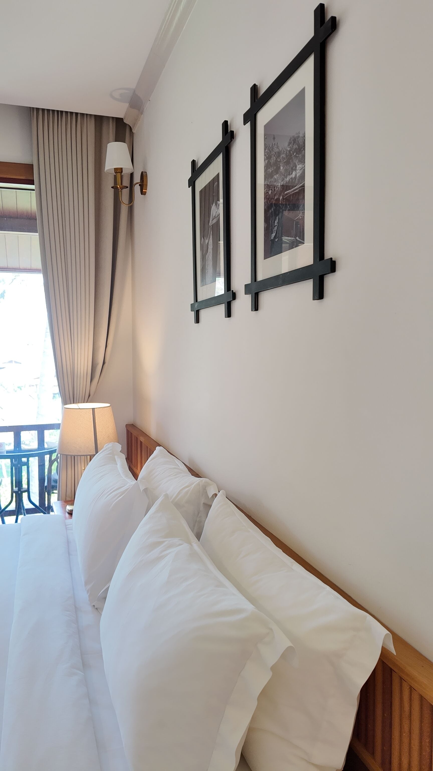 Deluxe Double Room, Balcony | Minibar, desk, free WiFi, bed sheets