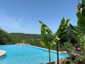 Alberca al aire libre 