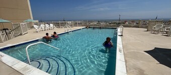 Stylish Oceanfront Condo | Updated + Pool Access