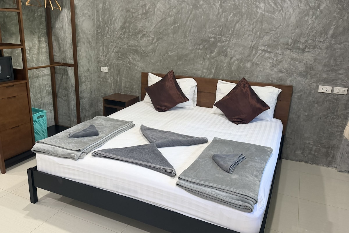 Chambre Double, patio