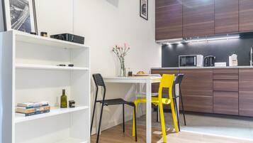 Classic Apartment, Garden View | 1 bedroom, free WiFi