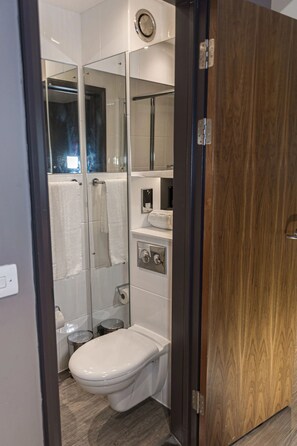 Studio, Non Smoking | Bathroom - Student Only Eclipse (Cardiff)