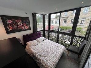 4 chambres, fer et planche Ă repasser, Wi-Fi, literie fournie