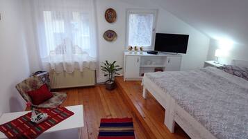 2 sovrum, strykjärn/strykbräda, wi-fi och sängkläder