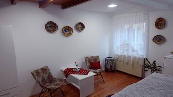 2 sovrum, strykjärn/strykbräda, wi-fi och sängkläder