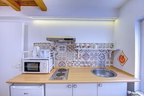Bouilloire électrique, grille-pain