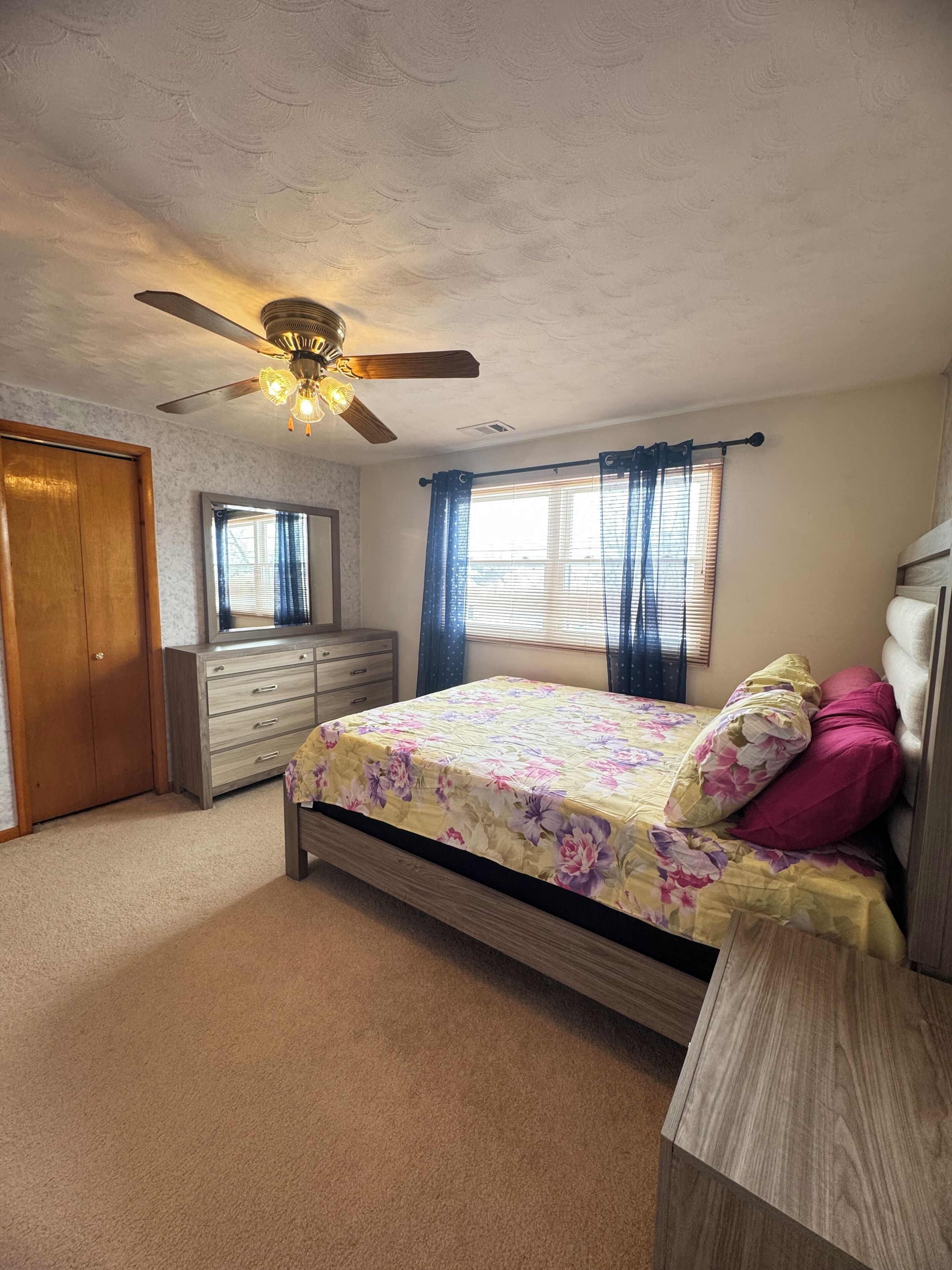 3 chambres, fer et planche à repasser, Wi-Fi