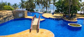 La Mera 2Bdr Beachfront Apartment, Shanzu