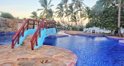 La Mera 2Bdr Beachfront Apartment, Shanzu