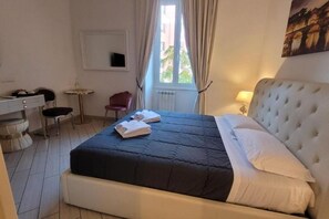 1 habitación, tabla de planchar con plancha, wifi y ropa de cama 
