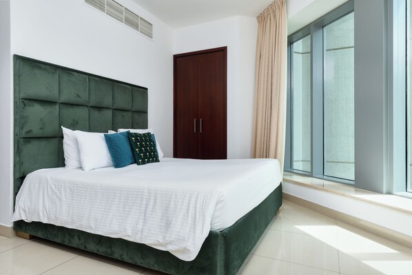 Apartment, Balcony, City View