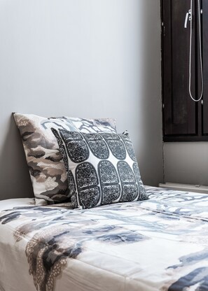 2 makuuhuonetta, silitysrauta/-lauta, Wi-Fi, vuodevaatteet