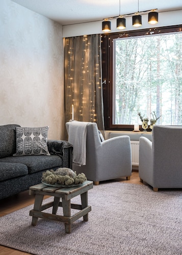 Kitka Riverview Home - central location to both Oulanka national park and Ruka.