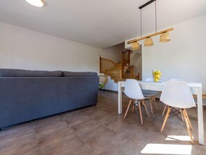 Maison, 4 chambres, terrasse | Intérieur