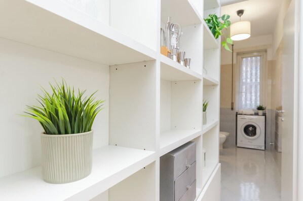 公寓, 阳台 | 起居区 | 平板电视