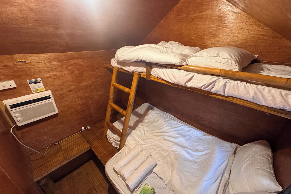 Traditional Cottage, Beach View | 1 bedroom, free WiFi