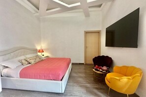 1 chambre, fer et planche à repasser, Wi-Fi, draps fournis