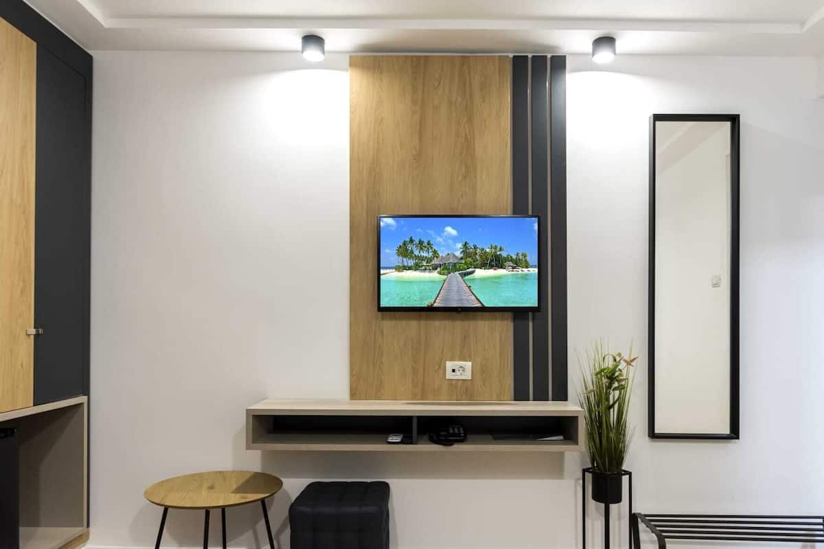 Double Room, Balcony, Partial Sea View | In-room safe, free WiFi, bed sheets