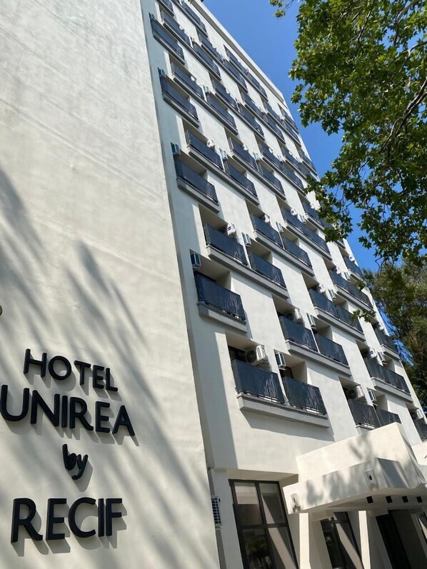 Front of property - Hotel Unirea by Recif (Constanta)