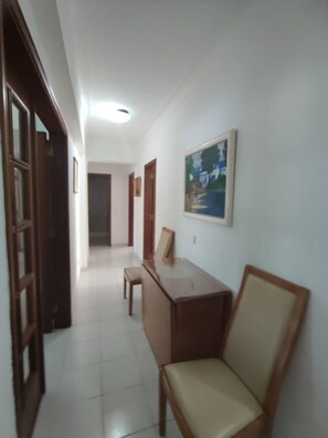 Apartment | 3 bedrooms - Nice Lagos 3 Bedrooms Balcony Flat (Lagos)