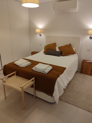 Apartment | 2 bedrooms - Cozy 2 Bedrooms Center Ferragudo Flat (Lagoa)