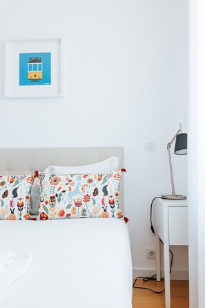 Apartment | 1 bedroom - Lisboa - Martim Moniz Central Apartment and Garage (Lisbon)