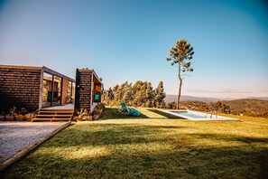 Villa, Smoking