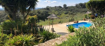 Serra do Caldeir o Private Pool Villa