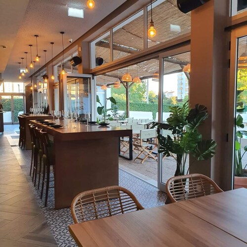 Green Tower Sea View With Garage and Balcony