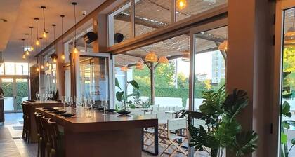 Green Tower Sea View With Garage and Balcony