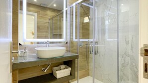 Căn hộ, hút thuốc | 2 phòng ngủ 