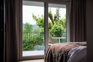 Leilighet – comfort, utsikt mot innsjø | Skrivebord for bærbar PC og wi-fi (inkludert)