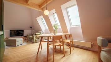 Comfort maisonnette, uitzicht op meer | Een laptopwerkplek, gratis wifi