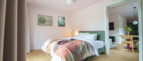Appartamento Comfort, vista lago | Postazione laptop, Wi-Fi gratuito