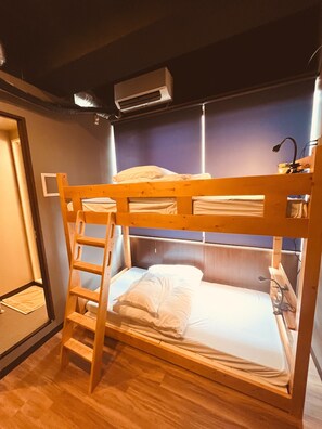 Tomannsrom | Blendingsgardiner, wi-fi (inkludert) og sengetøy