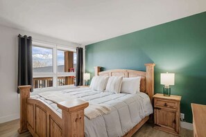 1 bedroom, travel crib, WiFi, bed sheets