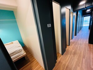 Standard Cabin | In-room safe, free WiFi - Hinode Kagurazakaekimae Hotel (Tokyo)