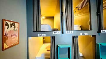 Standard Shared Dormitory | In-room safe, free WiFi