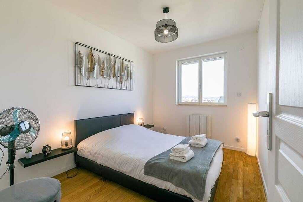 10 chambres, fer et planche à repasser, Wi-Fi gratuit, draps fournis