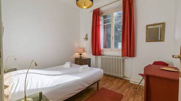 2 chambres, fer et planche Ă repasser, lit parapluie, Wi-Fi gratuit