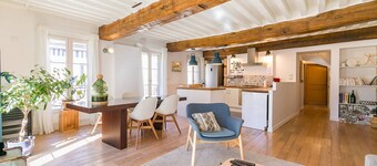 Le Rousseau -En plein cœur de la ville - SR Loc