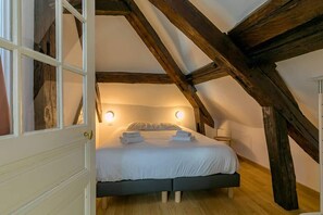 3 soverom, strykejern/-brett, reiseseng for barn og wi-fi (inkludert)